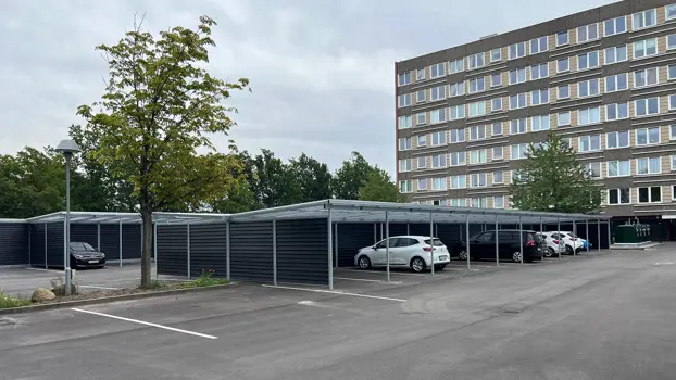 PLAN-Carportanlage mit EasyPlank-Verkleidung