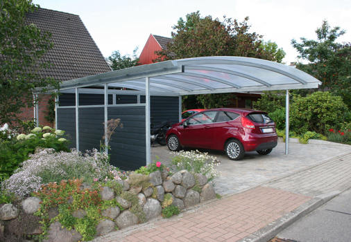 ELIPSE-Carport mit Sichtschutz, Schuppen und Holzschuppen