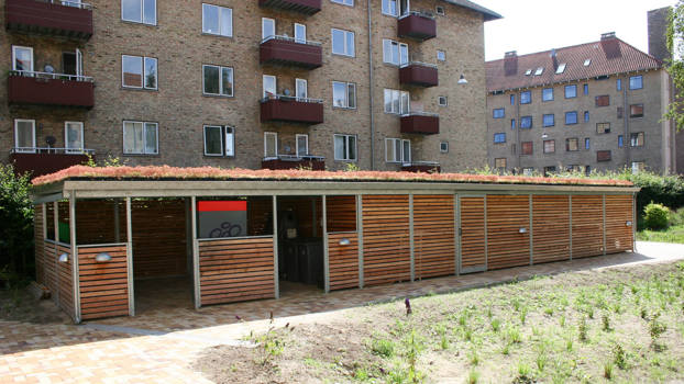 PLAN Ykelparkering Og Aflaast Rum Lamelbeklaedning Og Sedumtag