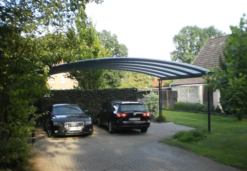 Großer ELIPSE-Carport mit Bogendach für 3 Autos. Schwarz lackiert